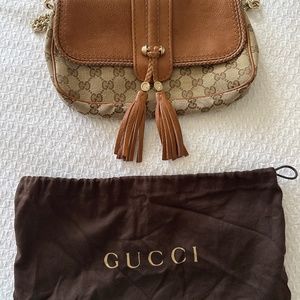 Authentic Gucci purse GG style